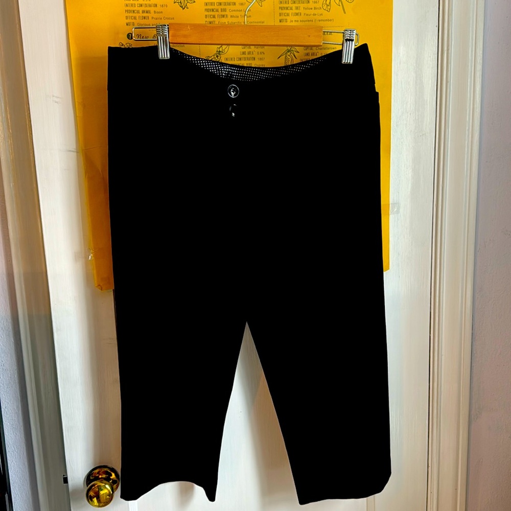 Maurice’s 3/4 length pants